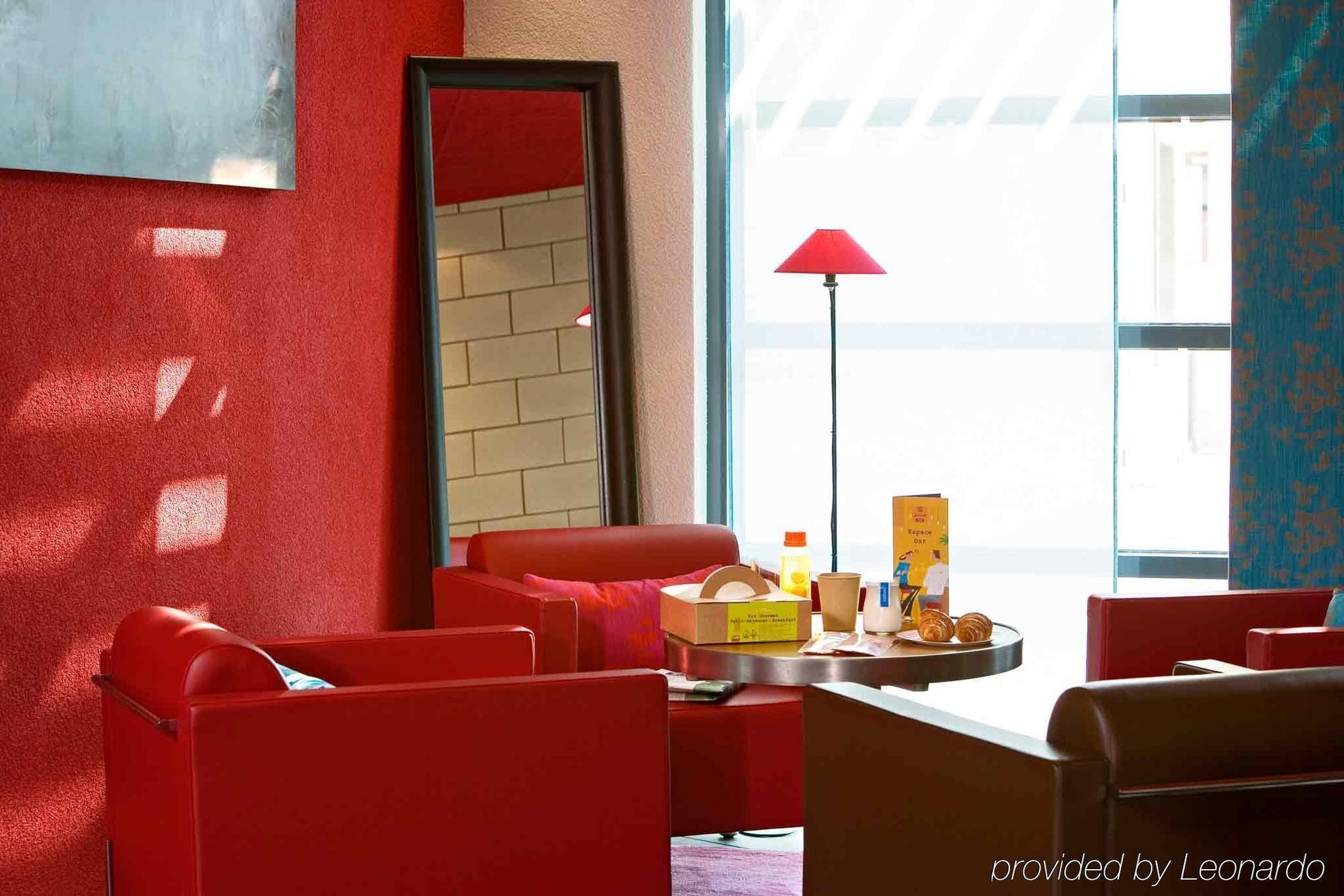 Novotel Suites Nancy Centre Interior photo